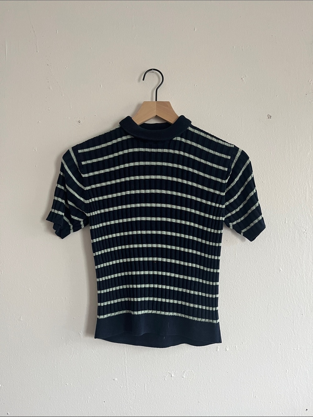 Vintage Striped Short Sleeve Ribbed Knit Tee - Navy & Light Blue